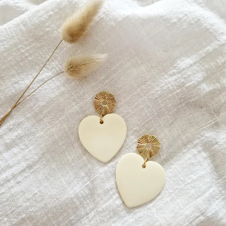 Boucles d'oreilles coeur ecru